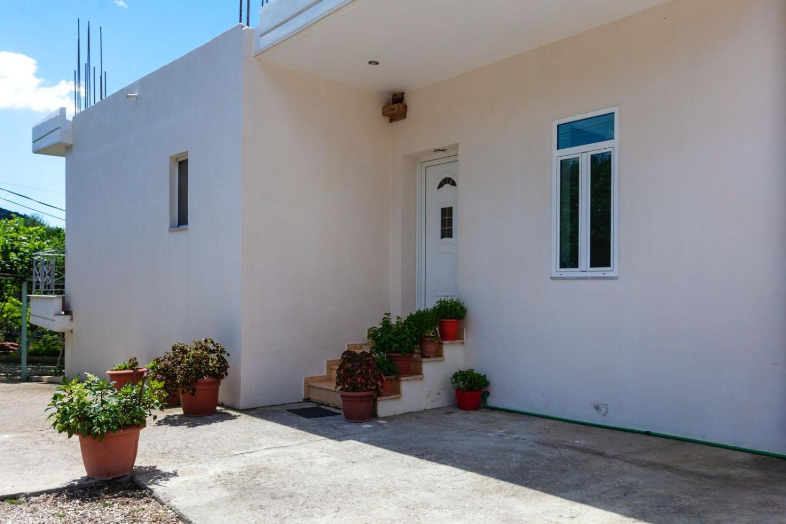 Zacharias Apartments Himare Exterior foto