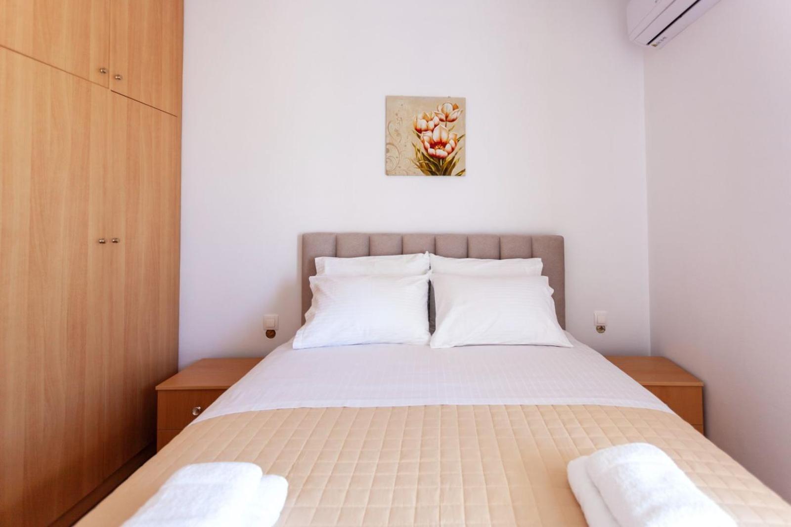 Zacharias Apartments Himare Exterior foto