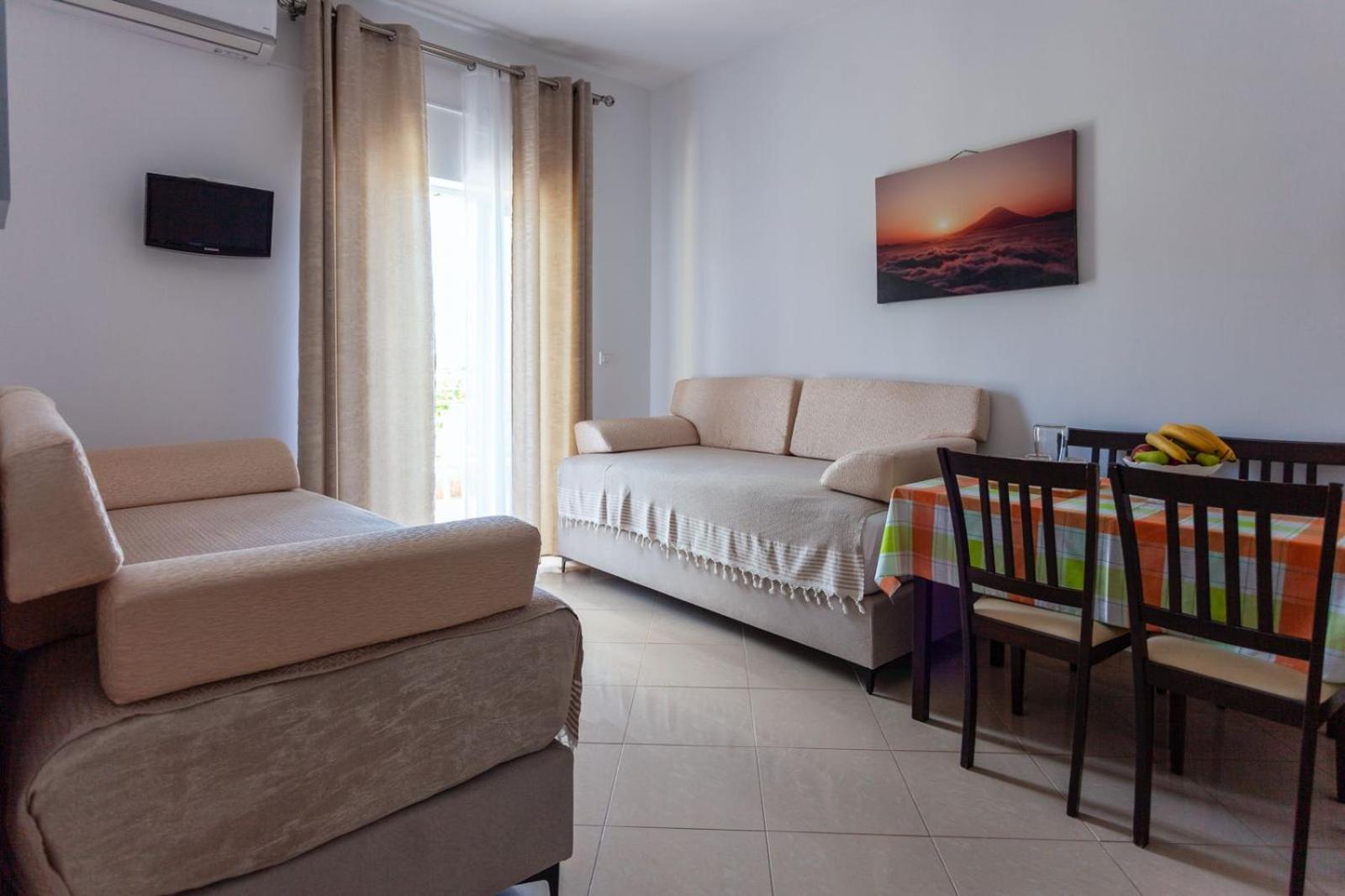 Zacharias Apartments Himare Exterior foto