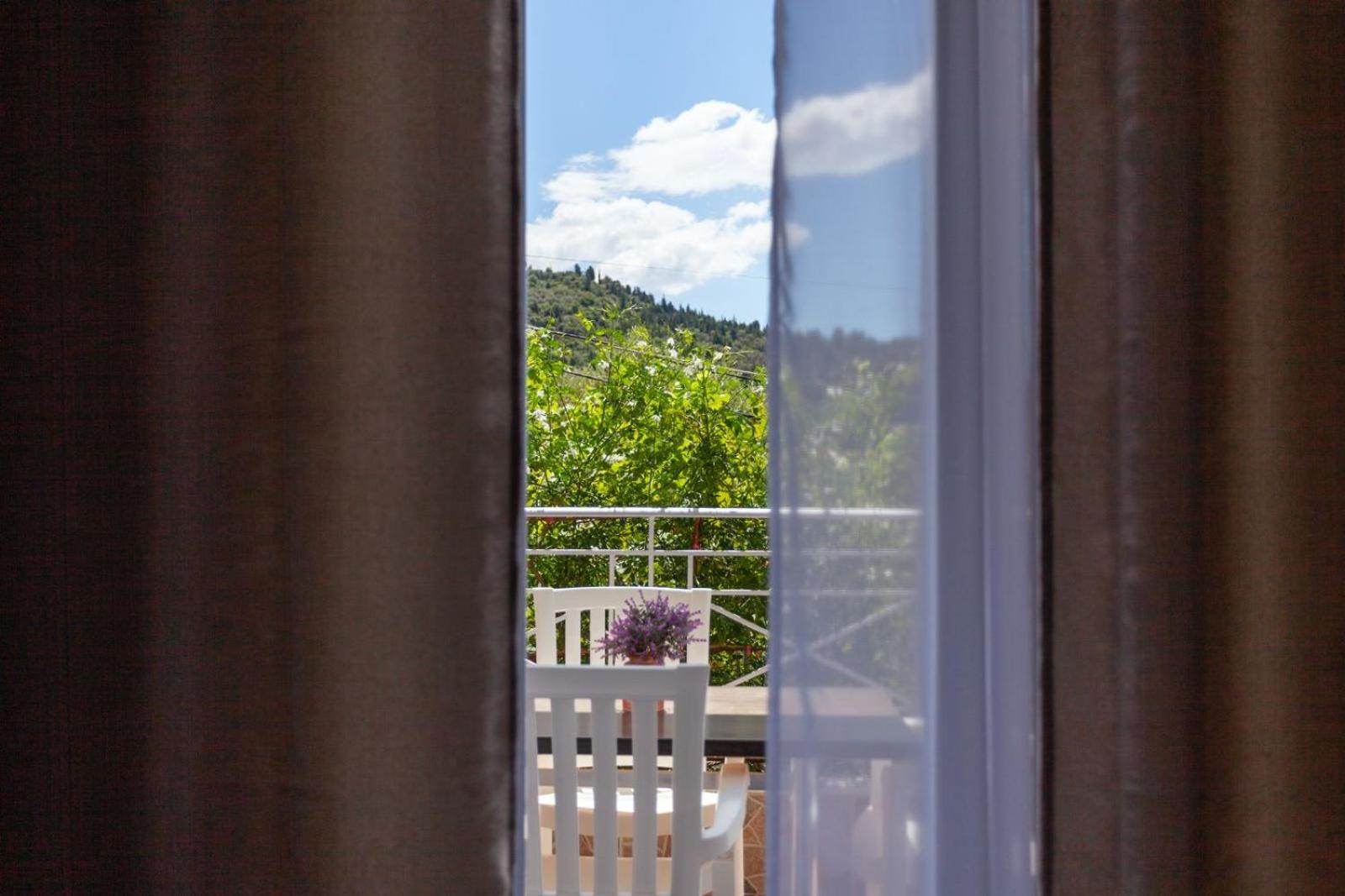 Zacharias Apartments Himare Exterior foto