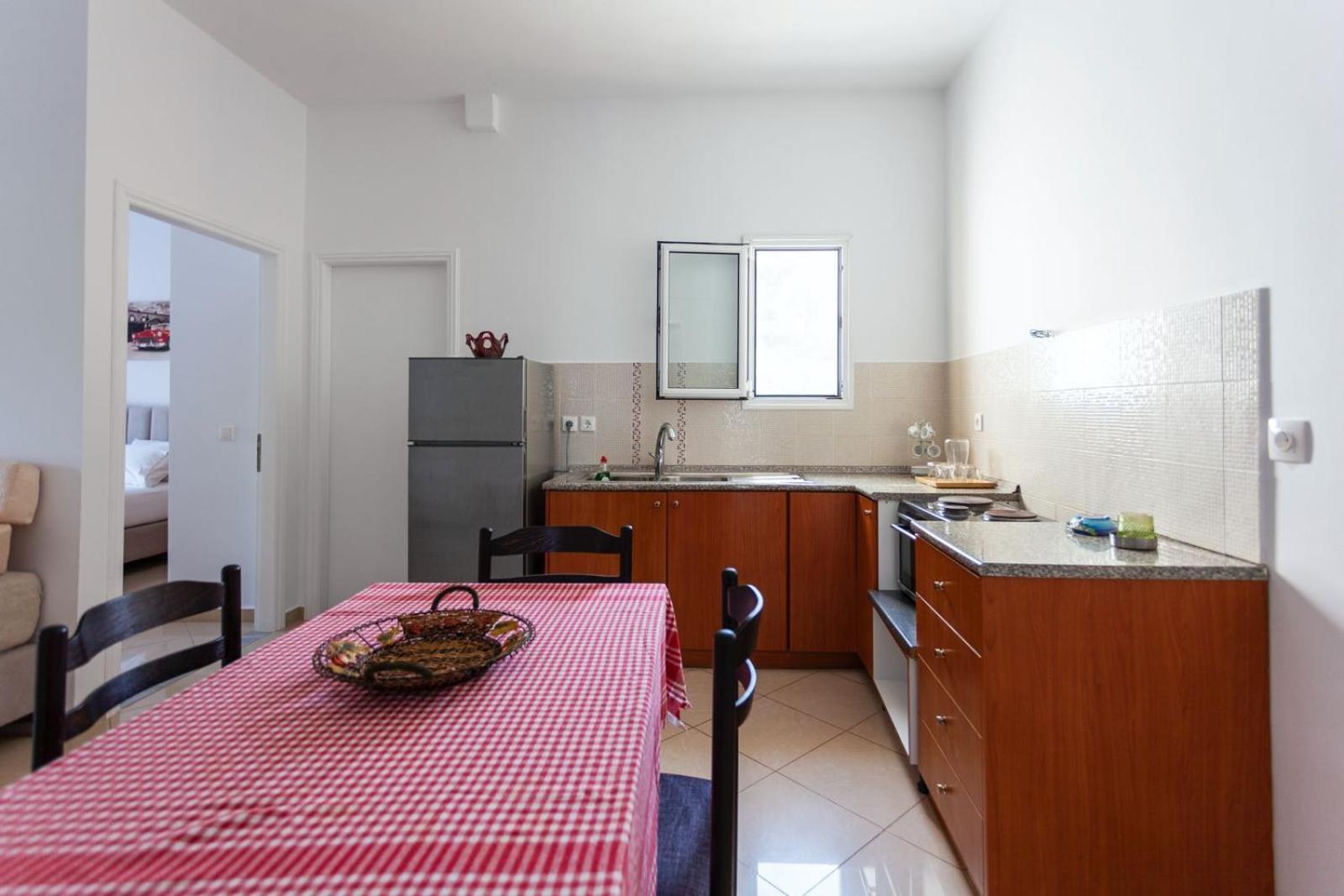 Zacharias Apartments Himare Exterior foto