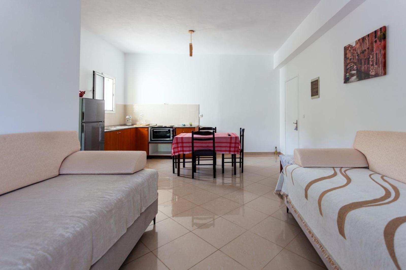 Zacharias Apartments Himare Exterior foto