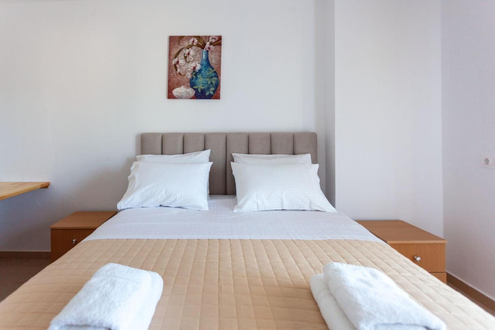 Zacharias Apartments Himare Exterior foto