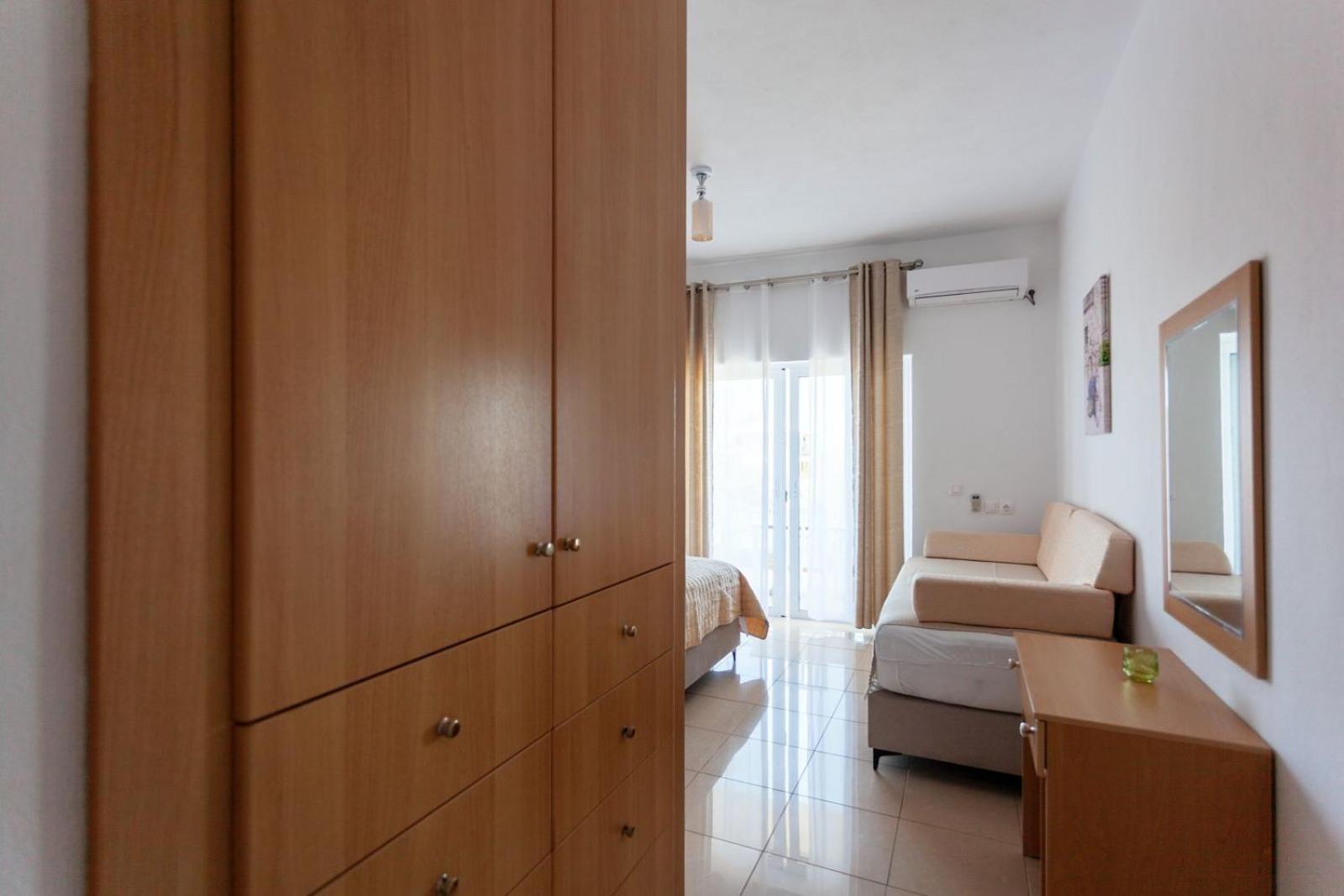 Zacharias Apartments Himare Exterior foto